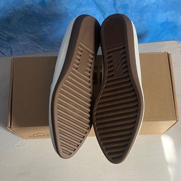 Elegant White Loafers for Women sz 6.5, SL2-129s010 - Picture 5 of 7